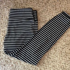 Scorpio Sol black/white leggings